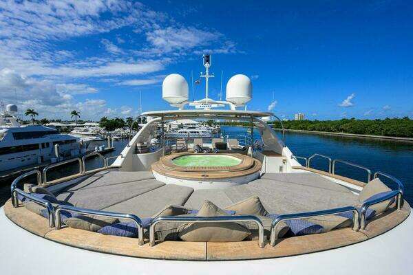 Benetti Classic Yacht For Sale