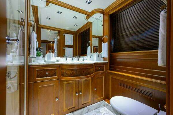 Benetti Classic Yacht For Sale