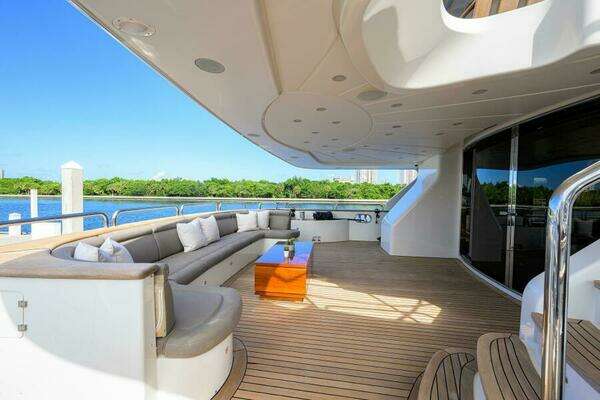 Benetti Classic Yacht For Sale