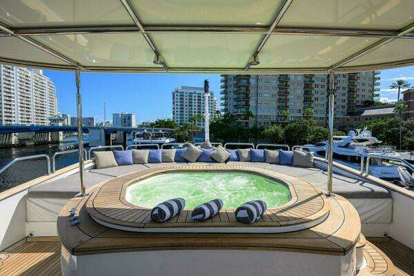 Benetti Classic Yacht For Sale