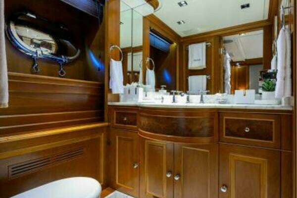 Benetti Classic Yacht For Sale