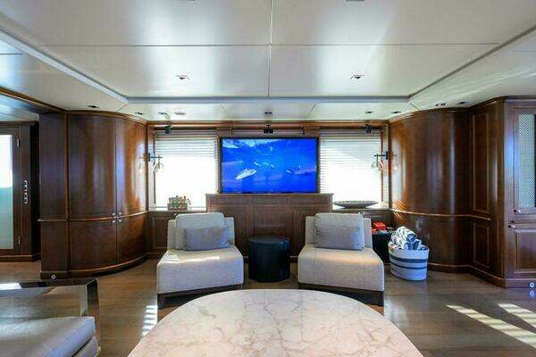 Benetti Classic Yacht For Sale