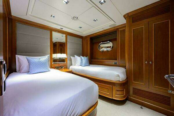 Benetti Classic Yacht For Sale