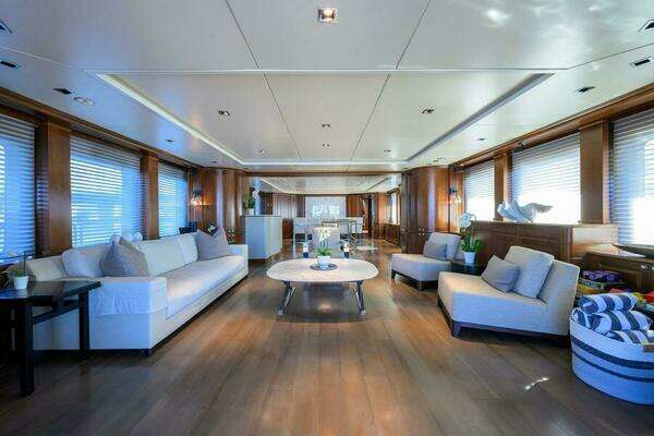 Benetti Classic Yacht For Sale