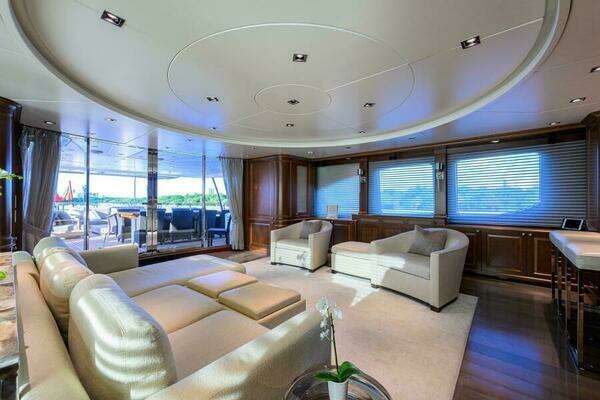 Benetti Classic Yacht For Sale