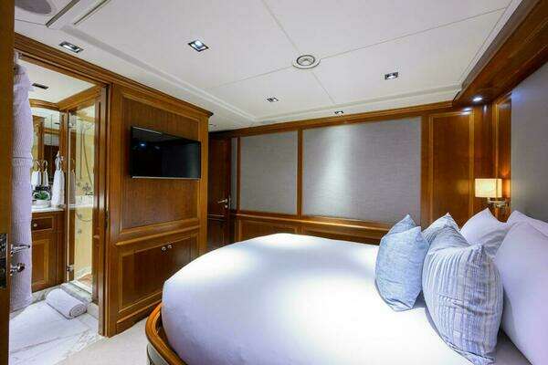 Benetti Classic Yacht For Sale