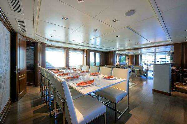 Benetti Classic Yacht For Sale