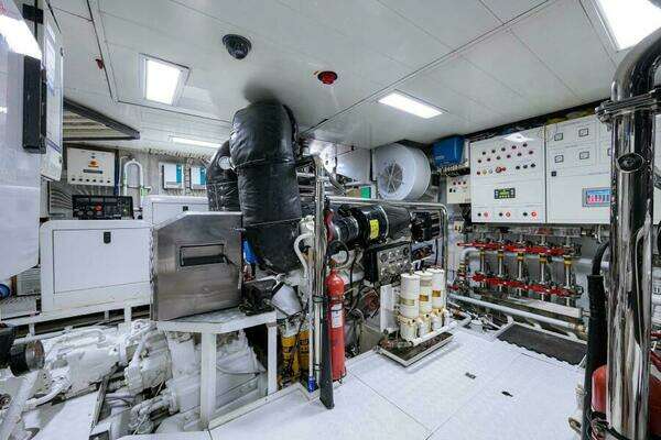 Benetti Classic Yacht For Sale