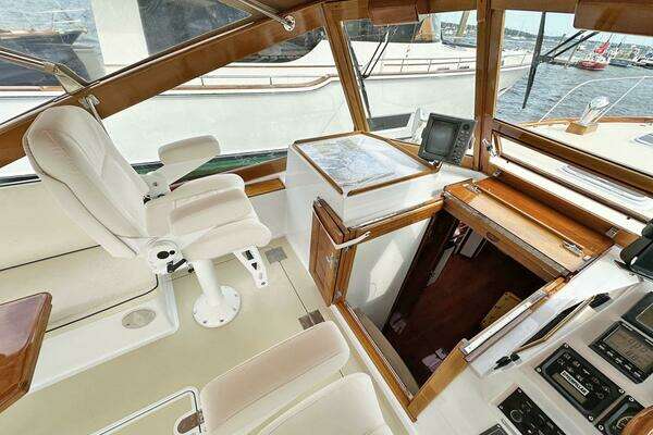 Morris Wolf Class 44 Yacht For Sale