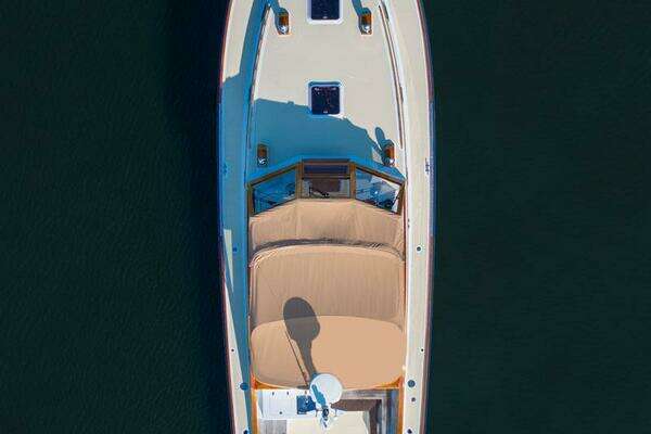Morris Wolf Class 44 Yacht For Sale