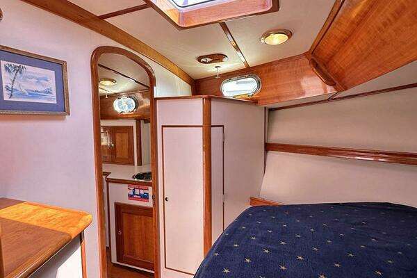 Morris Wolf Class 44 Yacht For Sale