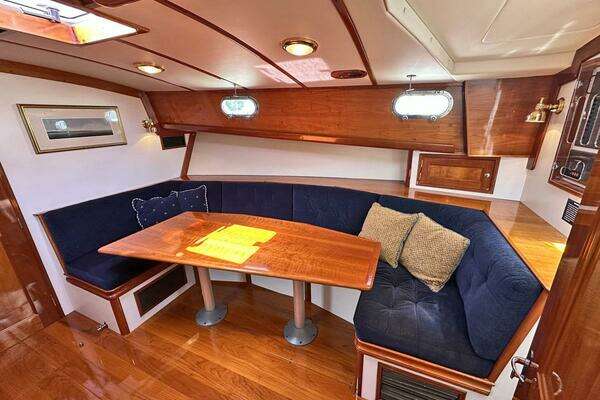 Morris Wolf Class 44 Yacht For Sale