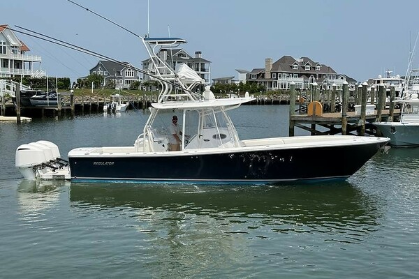 2017 Regulator 34