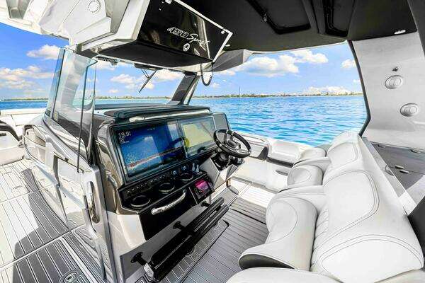 Nor-Tech 450SS Yacht For Sale