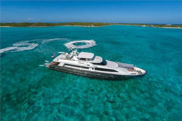 UNBRIDLED 116ft Westport   Crescent Yacht For Sale