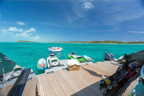 UNBRIDLED 116ft Westport   Crescent Yacht For Sale