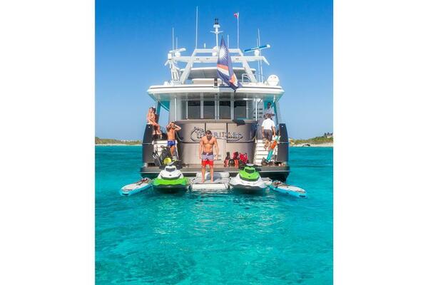 UNBRIDLED 116ft Westport   Crescent Yacht For Sale