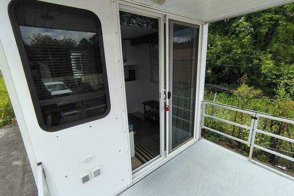 Photo of the 2017 Catamaran Cruisers Lil Hobo 31