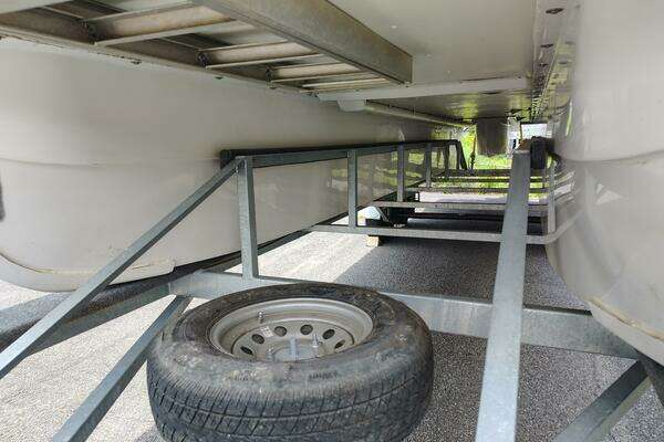 Photo of the 2017 Catamaran Cruisers Lil Hobo 31