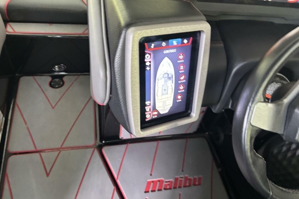 23ft Malibu Yacht For Sale
