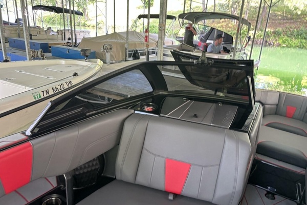 23ft Malibu Yacht For Sale