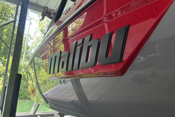 23ft Malibu Yacht For Sale