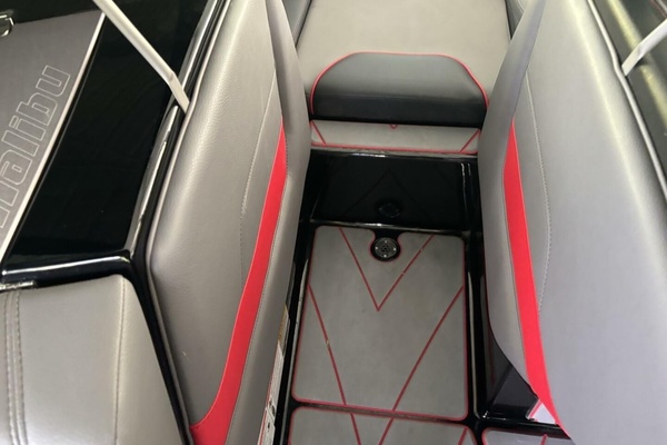 23ft Malibu Yacht For Sale