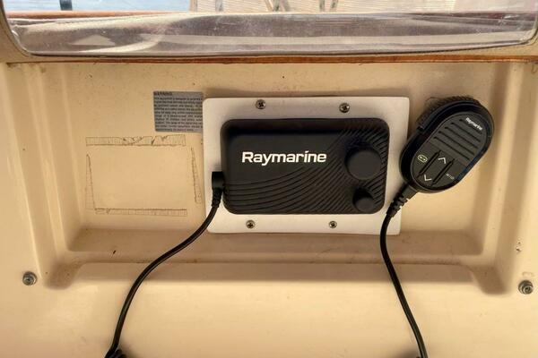 Island Pursuit 40ft Island Packet Yacht For Sale