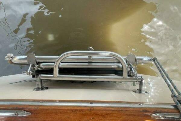 Transom fold down platform and ladder