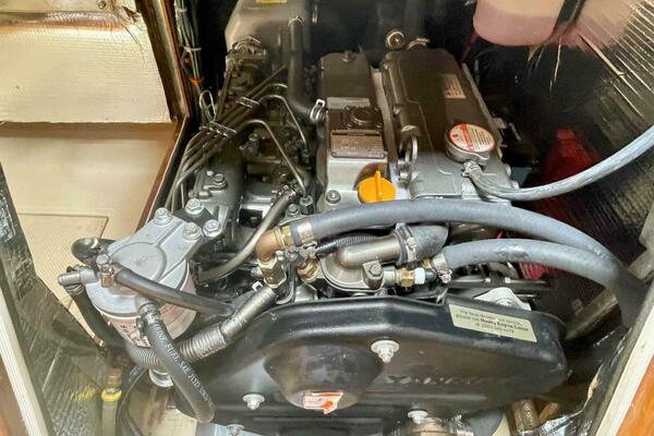 Island Pursuit 40ft Island Packet Yacht For Sale