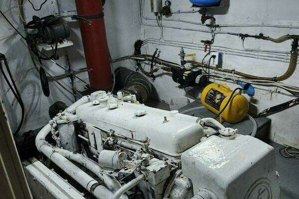 Photo of the 1982 Hatteras 