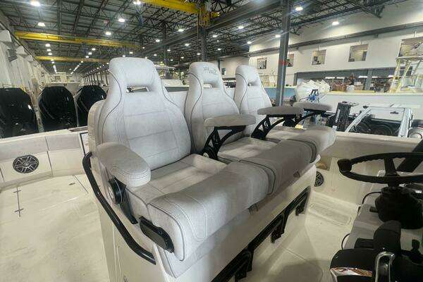 SeaVee 39 0Z Yacht For Sale