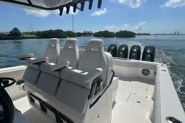 SeaVee 39 0Z Yacht For Sale