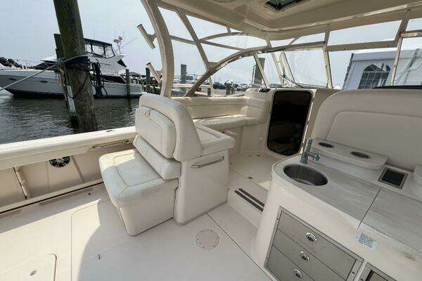 Grady-White  Yacht For Sale