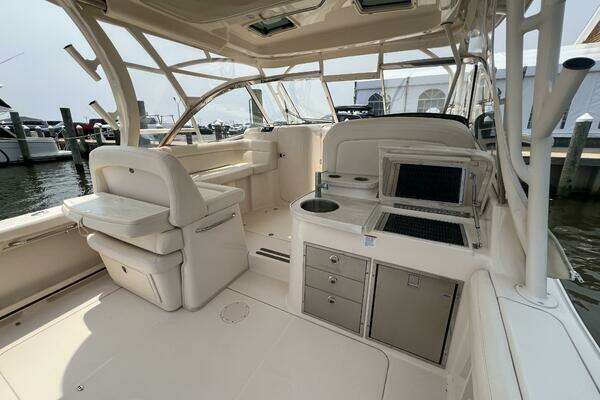 Grady-White  Yacht For Sale