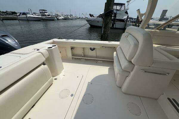 Grady-White  Yacht For Sale