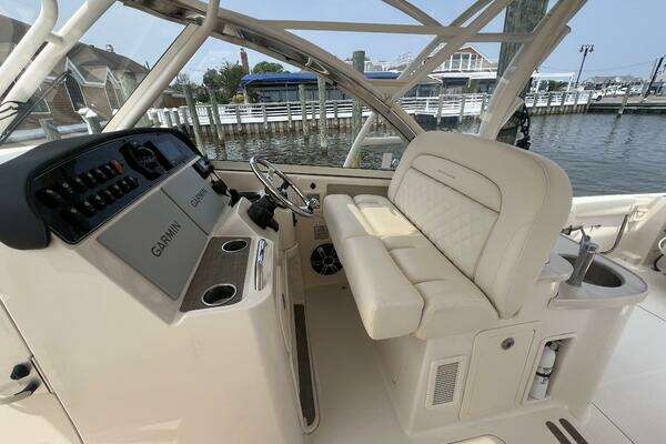 Grady-White  Yacht For Sale