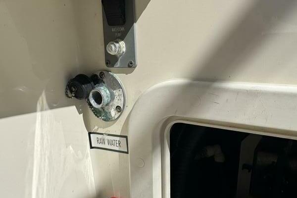 24ft Pursuit Yacht For Sale