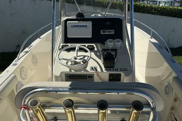 24ft Pursuit Yacht For Sale