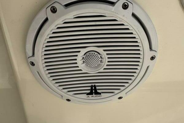 24ft Pursuit Yacht For Sale