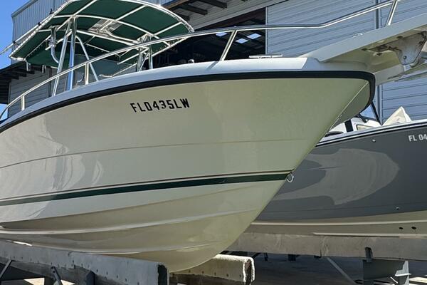24ft Pursuit Yacht For Sale