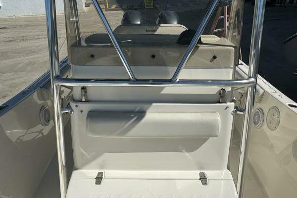 24ft Pursuit Yacht For Sale