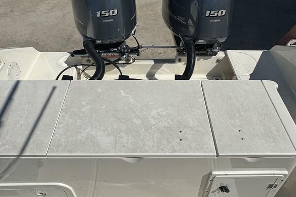 24ft Pursuit Yacht For Sale