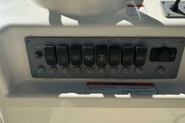 24ft Pursuit Yacht For Sale