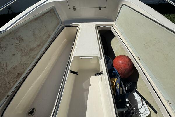 24ft Pursuit Yacht For Sale