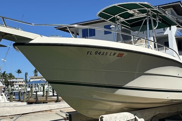 24ft Pursuit Yacht For Sale