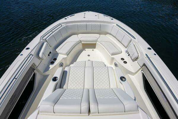Pursuit S378 Sport Yacht For Sale