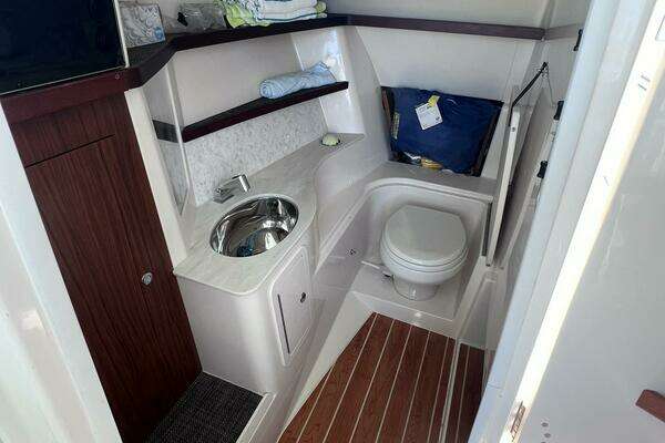 Grady-White Freedom 325 Yacht For Sale