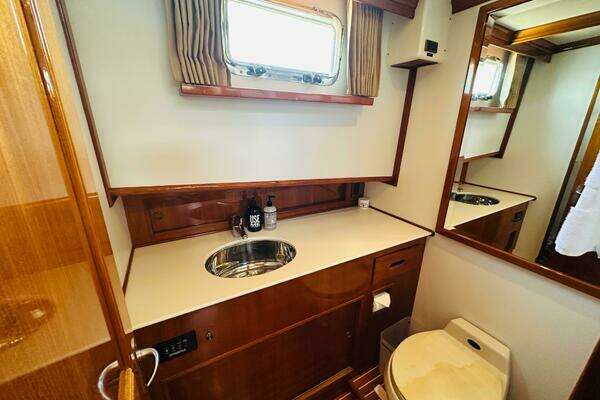 Grand Banks 46 Europa Yacht For Sale