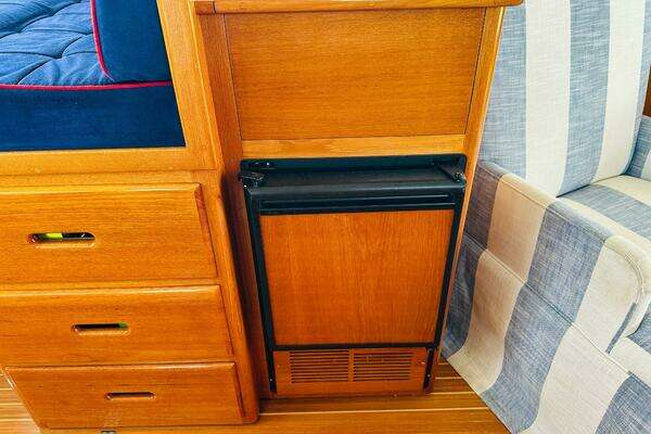 Grand Banks 46 Europa Yacht For Sale